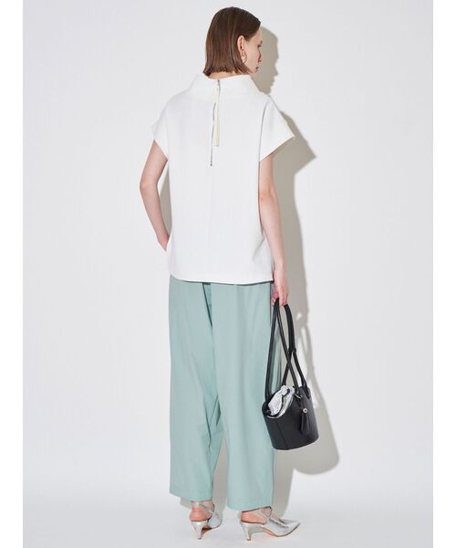 ELENDEEK(エレンディーク)の「EASY TUCK COCOON PT(その他パンツ・レディース・オフホワイト/ブラック/ミント/ピンク/ブラウン・01/02)」の15枚目の写真