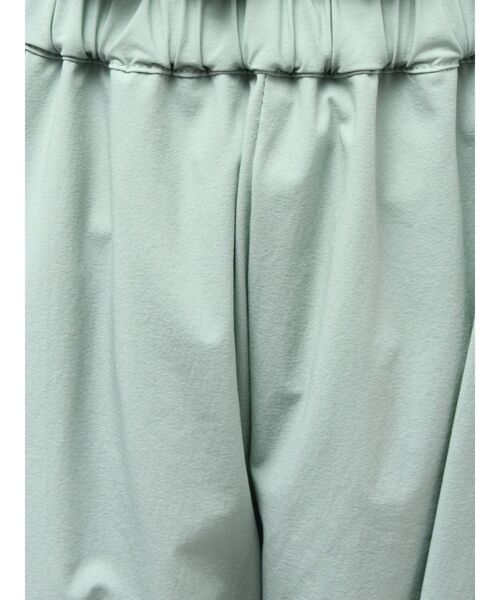 ELENDEEK(エレンディーク)の「イージータックコクーンパンツ(その他パンツ・レディース・オフホワイト/ブラック/ミント/ピンク/ブラウン・01/02)」の16枚目の写真