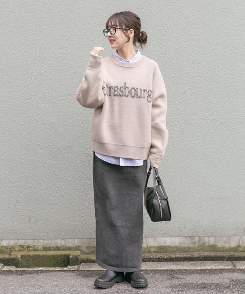 ITEMS URBANRESEARCH(アイテムズ アーバンリサーチ)の「スウェットライクロゴニット(ニット/セーター・レディース・オレンジ/ライトブルー/チャコールグレー/ベージュ・FREE)」の8枚目の写真