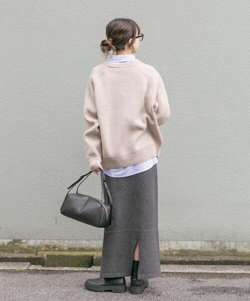 ITEMS URBANRESEARCH(アイテムズ アーバンリサーチ)の「スウェットライクロゴニット(ニット/セーター・レディース・オレンジ/ライトブルー/チャコールグレー/ベージュ・FREE)」の10枚目の写真