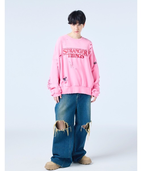 Little sunny bite（リトルサニーバイト）の「《Little sunny bite》stranger things x little sunny bite logo sweat top（スウェット・レディース・ブラック/ホワイト/ピンク・SMALL/MEDIUM）」の3枚目の写真