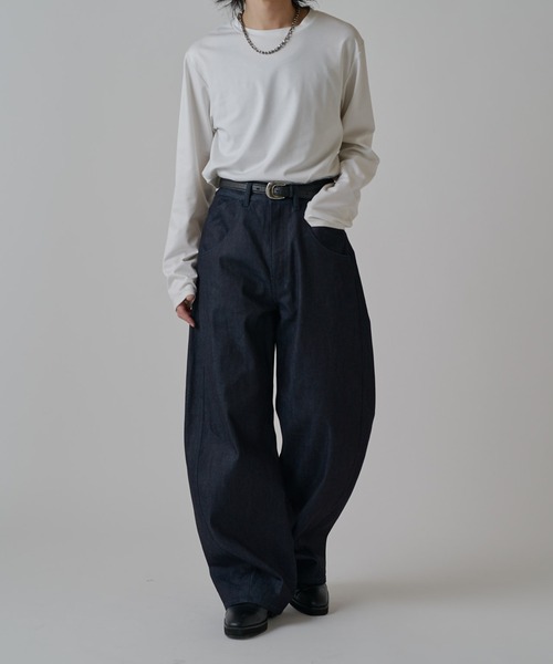 Lui's(ルイス)の「リジットカーブデニムパンツ(デニムパンツ・メンズ・インディゴブルー/ブラック・30/32/34)」の13枚目の写真