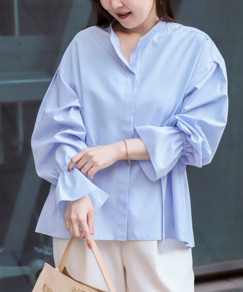 NOLLEY’S Sophi（ノーリーズソフィ）の「ウォッシャブルドレープポプリンバックプリーツシャツ（シャツ/ブラウス・レディース・カーキ/サックスブルー/ホワイト・38）」の22枚目の写真