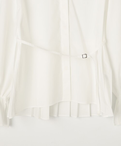 NOLLEY’S Sophi（ノーリーズソフィ）の「ウォッシャブルドレープポプリンバックプリーツシャツ（シャツ/ブラウス・レディース・カーキ/サックスブルー/ホワイト・38）」の4枚目の写真