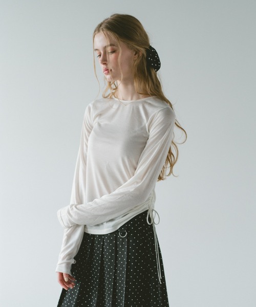 idem（イデム）の「drawstring sheer long sleeve tops／サイドドロストシアートップス（Tシャツ/カットソー・レディース・グレー/オフホワイト/ブラック/ピンク・FREE）」の17枚目の写真