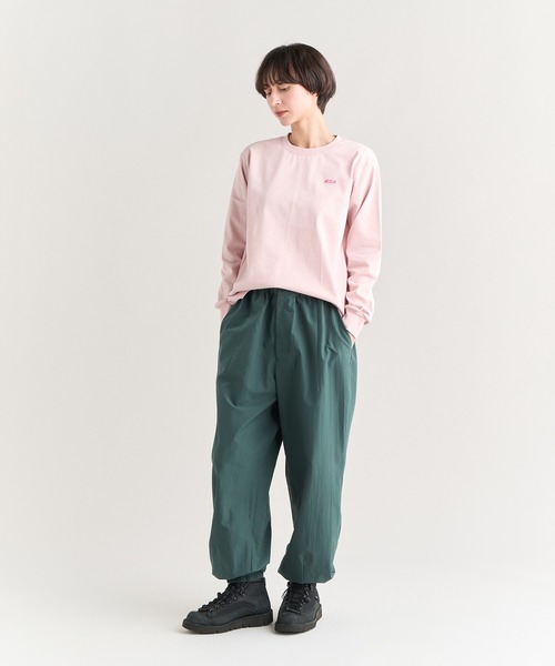 NANGA(ナンガ)の「ECO HYBRID BOX LOGO EMBROIDERY L/S TEE W/エコハイブリッド ボックスロゴ エンブロイダリーティー(Tシャツ/カットソー・レディース・ピンク/ホワイト/カーキ/ブラック・L/M/S)」の15枚目の写真
