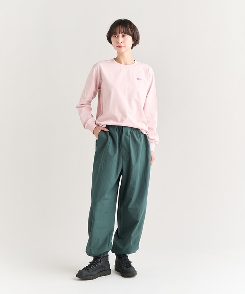 NANGA(ナンガ)の「ECO HYBRID BOX LOGO EMBROIDERY L/S TEE W/エコハイブリッド ボックスロゴ エンブロイダリーティー(Tシャツ/カットソー・レディース・ピンク/ホワイト/カーキ/ブラック・L/M/S)」の16枚目の写真