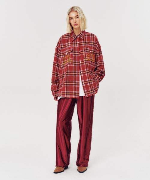 MOODBETTER（ムード ベター）の「OVERSIZED CHECK SHIRT BRICK RED（シャツ/ブラウス・レディース・その他・FREE）」の2枚目の写真