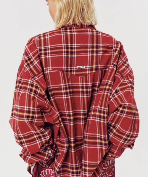 MOODBETTER（ムード ベター）の「OVERSIZED CHECK SHIRT BRICK RED（シャツ/ブラウス・レディース・その他・FREE）」の5枚目の写真