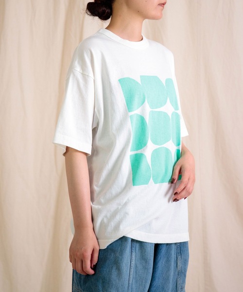 prit（プリット）の「[prit] 空紡度詰天竺 フレームドットプリントTシャツ（Tシャツ/カットソー・レディース・ホワイト系その他4/ホワイト系その他3/ホワイト系その他2/ホワイト系その他・FREE）」の6枚目の写真