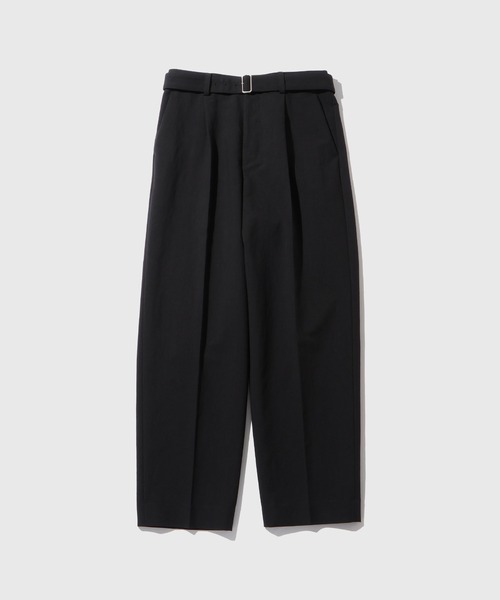 ADAM ET ROPE'（アダムエロペ）の「コットンダブルクロス ベルテッド ワイドスラックス（スラックス・メンズ・ブラック/ベージュ・M/L）」の2枚目の写真