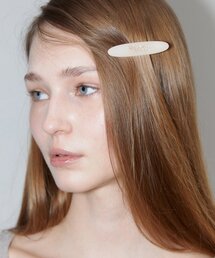 SINOON（シヌーン）の「LOGO ROUND HAIRPIN (BUTTER)（ヘアピン）」