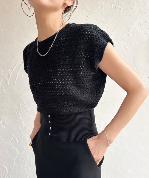 junoah（ジュノア）の「透かし編みウエストシェイプニットトップス（ニット/セーター・レディース・アイボリー/ブラック/ライトブラウン・LARGE/MEDIUM）」の8枚目の写真