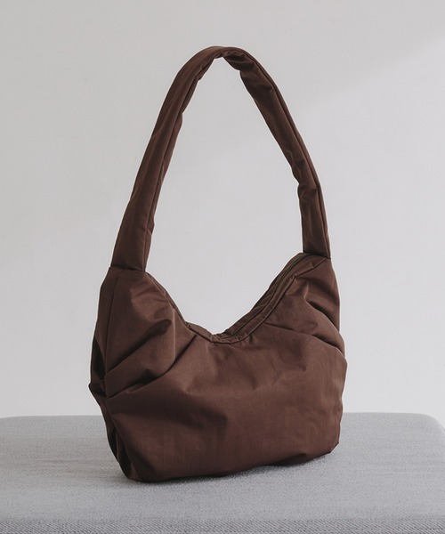 selle glant（セレグランテ）の「URBAN NYLON SHOULDER BAG/アーバンナイロンショルダーバッグ（ショルダーバッグ・メンズ・ブラック/ダークブラウン/ダークグレー・ONE SIZE）」の3枚目の写真