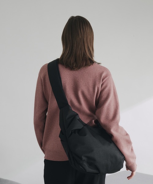 selle glant（セレグランテ）の「URBAN NYLON SHOULDER BAG/アーバンナイロンショルダーバッグ（ショルダーバッグ・メンズ・ブラック/ダークブラウン/ダークグレー・ONE SIZE）」の6枚目の写真