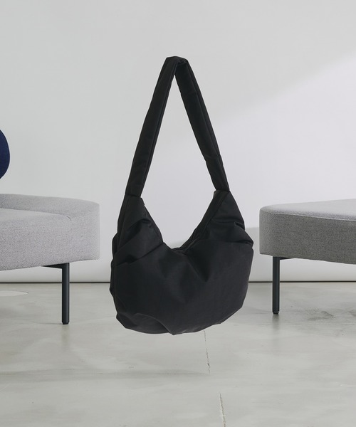 selle glant（セレグランテ）の「URBAN NYLON SHOULDER BAG/アーバンナイロンショルダーバッグ（ショルダーバッグ・メンズ・ブラック/ダークブラウン/ダークグレー・ONE SIZE）」の18枚目の写真