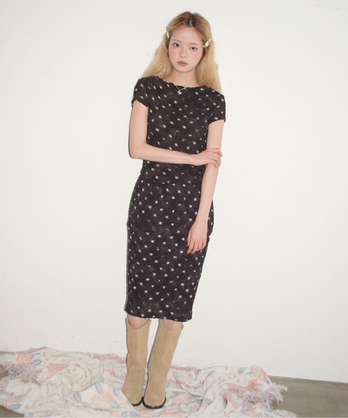 musubore(ムスボレ)の「popcorn shirring gradation print tops / シャーリングプリントトップス(シャツ/ブラウス・レディース・パープル/ブラウン・FREE)」の18枚目の写真
