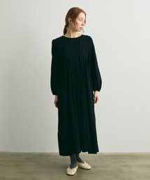 Crisp | タックデザインフレアワンピース(ワンピース)