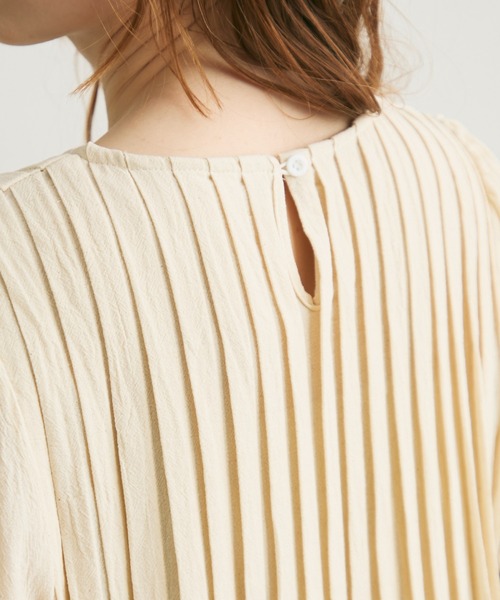 Crisp（クリスプ）の「タックデザインフレアワンピース（ワンピース・レディース・ブラック/アイボリー・FREE）」の11枚目の写真