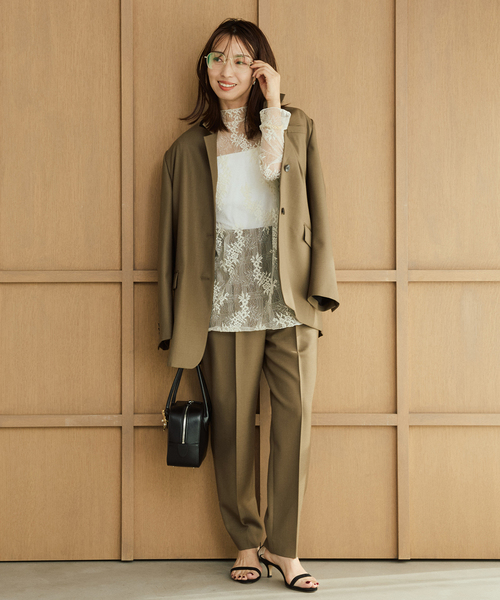 VERMEIL par iena(ヴェルメイユパーイエナ)の「1タックテーパードパンツ(スラックス・レディース・ブラック/カーキ・40/38/36)」の8枚目の写真