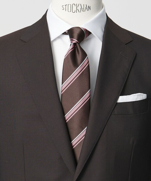 green label relaxing（グリーンレーベルリラクシング）の「GLR ポリエステル ウォッシャブル ストライプ3 ネクタイ（ネクタイ・メンズ・オリーブ/ダークブラウン/ダークグレー・FREE）」の2枚目の写真