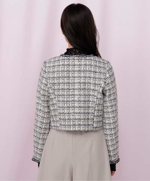 JILL by JILL STUART(ジルバイジルスチュアート)の「ビジューブレード付きツイードジャケット(ノーカラージャケット・レディース・ホワイト系その他/ブルー系その他・MEDIUM/SMALL)」の15枚目の写真