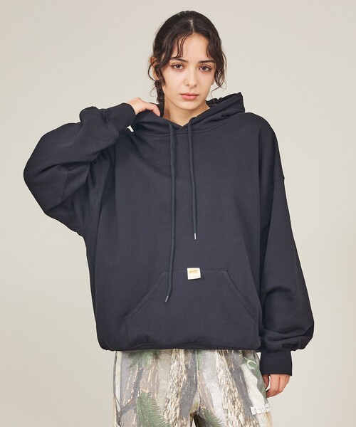 Russell Athletic(ラッセルアスレティック)の「【BerBerJin × RUSSELL ATHLETIC / ベルベルジン × ラッセル アスレティック】NuBlend × Athletic Jersey Double Face Hoodie(スウェット・メンズ・ブラック/ネイビー/グレー・M/L/XL)」の3枚目の写真