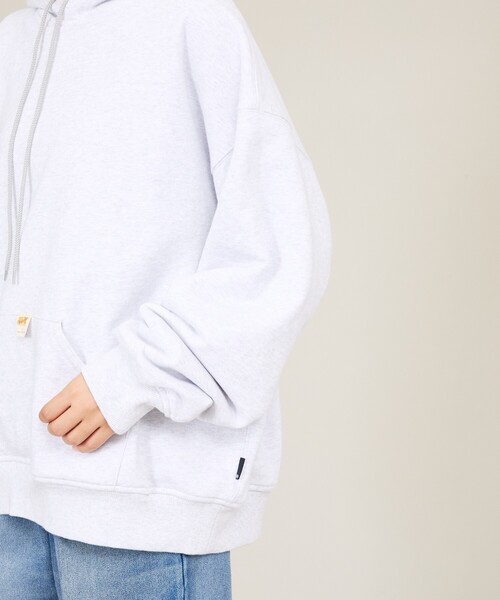 Russell Athletic(ラッセルアスレティック)の「【BerBerJin × RUSSELL ATHLETIC / ベルベルジン × ラッセル アスレティック】NuBlend × Athletic Jersey Double Face Hoodie(スウェット・メンズ・ブラック/ネイビー/グレー・M/L/XL)」の17枚目の写真