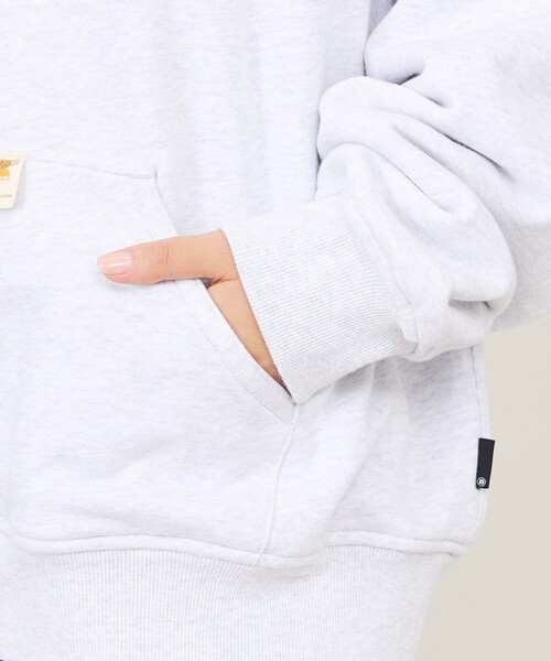Russell Athletic(ラッセルアスレティック)の「【BerBerJin × RUSSELL ATHLETIC / ベルベルジン × ラッセル アスレティック】NuBlend × Athletic Jersey Double Face Hoodie(スウェット・メンズ・ブラック/ネイビー/グレー・M/L/XL)」の18枚目の写真