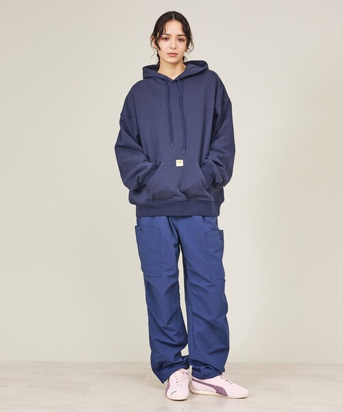 Russell Athletic(ラッセルアスレティック)の「【BerBerJin × RUSSELL ATHLETIC / ベルベルジン × ラッセル アスレティック】NuBlend × Athletic Jersey Double Face Hoodie(スウェット・メンズ・ブラック/ネイビー/グレー・M/L/XL)」の22枚目の写真