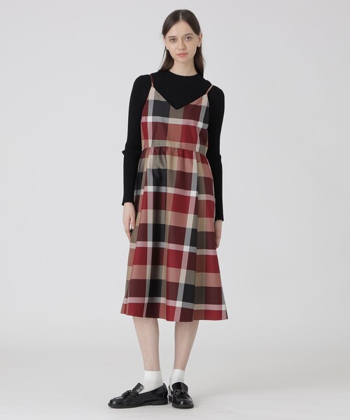 BLUE LABEL CRESTBRIDGE（ブルーレーベルクレストブリッジ）の