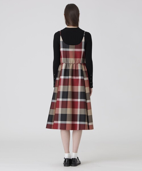 BLUE LABEL CRESTBRIDGE（ブルーレーベルクレストブリッジ）の
