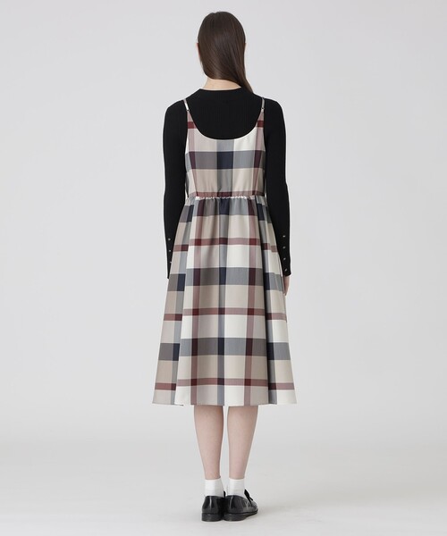 BLUE LABEL CRESTBRIDGE（ブルーレーベルクレストブリッジ）の