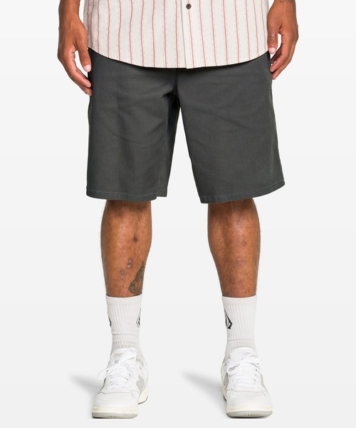VOLCOM(ボルコム)の「VOLCOM メンズ BILLOW SHORT 22 ショートパンツ 【2026年春夏モデル】(その他パンツ・メンズ・グレー系その他・36inch/34inch/32inch/30inch/28inch)」の1枚目の写真