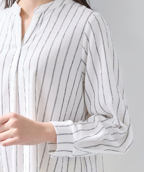INDIVI(インディヴィ)の「【洗える/着心地楽ちん】ブラウス風ストライプカットソートップス(Tシャツ/カットソー・レディース・サックスブルー系2/ブラック系2/ホワイト系3・38/34/15 /13/05)」の17枚目の写真