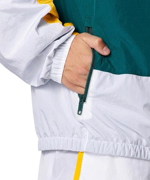 UNDER ARMOUR(アンダーアーマー)の「UAアイコン ウーブン トラック フルジップ ジャケット(ライフスタイル/メンズ)(その他アウター・メンズ・レッド・M/L/XL/2XL/S)」の6枚目の写真