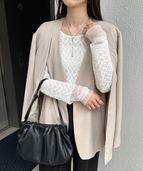 CAPRICIEUX LE'MAGE(カプリシューレマージュ)の「袖シアーレースT(Tシャツ/カットソー・レディース・ブラック/ホワイト・FREE)」の7枚目の写真