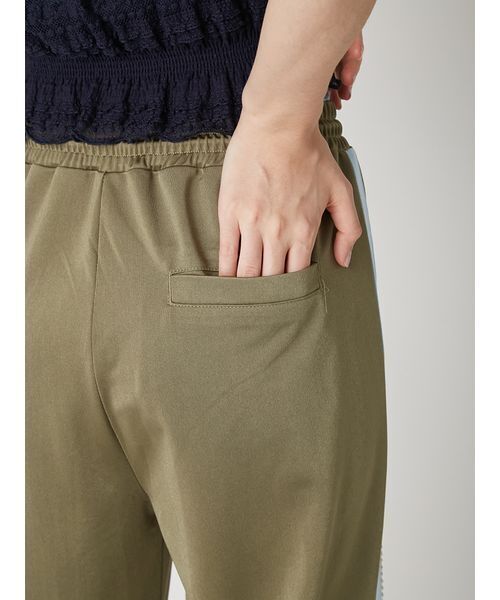 LILY BROWN（リリーブラウン）の「ピコレースフレアトラックパンツ（その他パンツ・レディース・アイボリー/カーキ/ネイビー・F）」の10枚目の写真