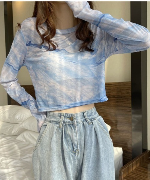 Lips(リップス)の「抜け感たっぷり!レイヤードで差がつくトレンドシアートップス(Tシャツ/カットソー・レディース・グレー/ブルー・FREE)」の3枚目の写真