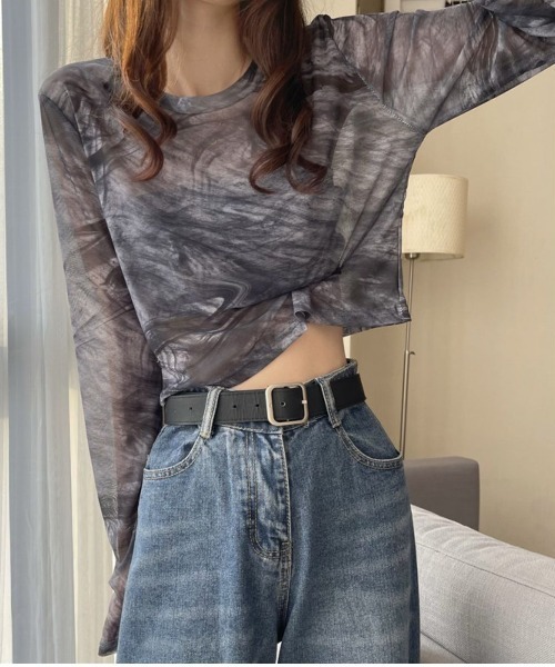 Lips(リップス)の「抜け感たっぷり!レイヤードで差がつくトレンドシアートップス(Tシャツ/カットソー・レディース・グレー/ブルー・FREE)」の12枚目の写真