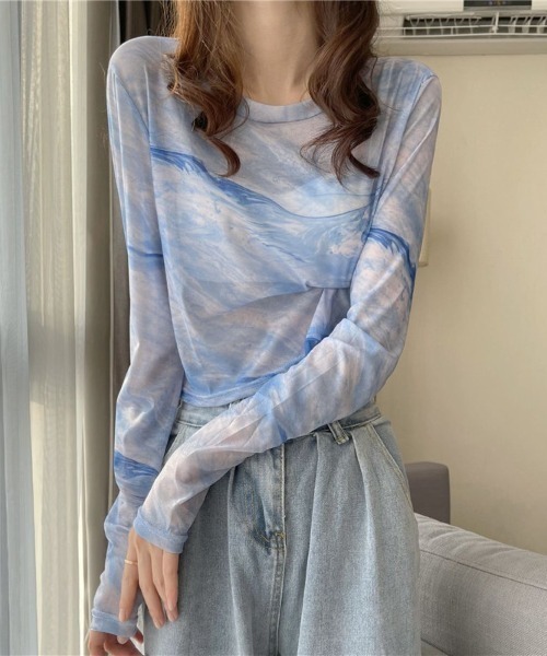 Lips(リップス)の「抜け感たっぷり!レイヤードで差がつくトレンドシアートップス(Tシャツ/カットソー・レディース・グレー/ブルー・FREE)」の15枚目の写真