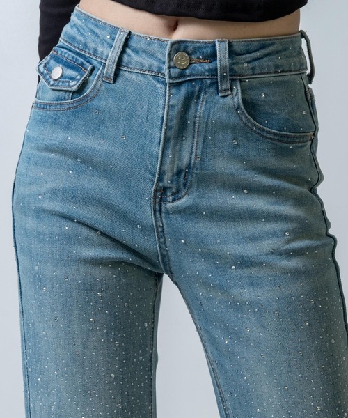 ANAP（アナップ）の「ラインストーンフレアデニム（デニムパンツ・レディース・ブルー・M/S）」の6枚目の写真