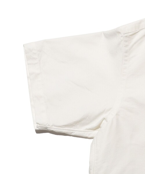 BEAMS PLUS（ビームスプラス）の「B.D. Pullover Classic-fit American Oxford（シャツ/ブラウス・メンズ・ホワイト/ブルー・LARGE/MEDIUM/X-LARGE/SMALL）」の6枚目の写真