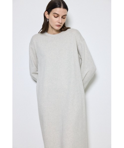 AZUL by moussy(アズールバイマウジー)の「【身長/骨格別着用画像あり】ロングスリーブストレートワンピース 秋服 冬服 春服 体系カバー(ワンピース・レディース・杢グレー/グレイッシュベージュ/ブラック・MEDIUM/SMALL)」の8枚目の写真