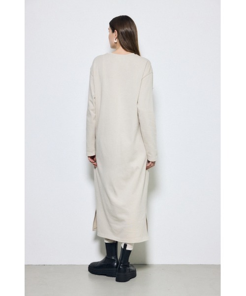 AZUL by moussy(アズールバイマウジー)の「【身長/骨格別着用画像あり】ロングスリーブストレートワンピース 秋服 冬服 春服 体系カバー(ワンピース・レディース・杢グレー/グレイッシュベージュ/ブラック・MEDIUM/SMALL)」の21枚目の写真
