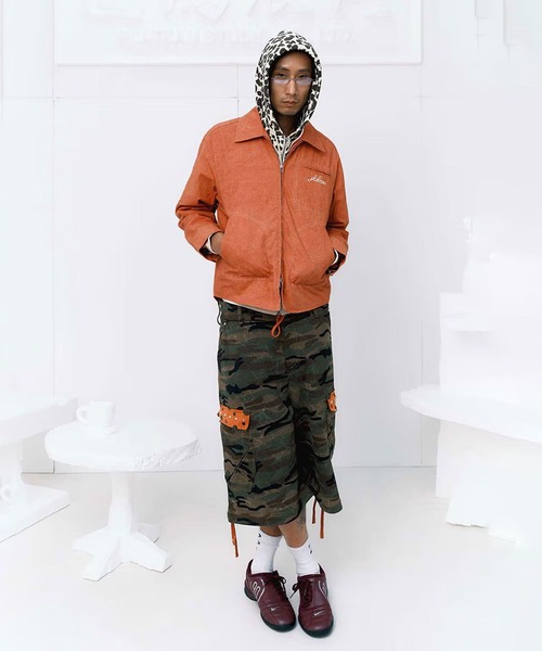 PLATEAU STUDIO（プラトースタジオ）の「PLATEAU STUDIO / プラトースタジオ Camo sweat shorts（その他パンツ・メンズ・カーキ・3/2）」の2枚目の写真