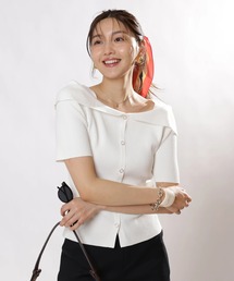 JUSGLITTY（ジャスグリッティー）の「前後２ＷＡＹオフショルニット（ニット/セーター・レディース）」