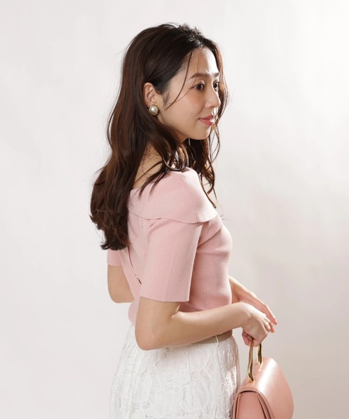 JUSGLITTY（ジャスグリッティー）の「前後２ＷＡＹオフショルニット（ニット/セーター・レディース・ピンク/レッド/ホワイト/グリーン系その他/ネイビー・2）」の7枚目の写真