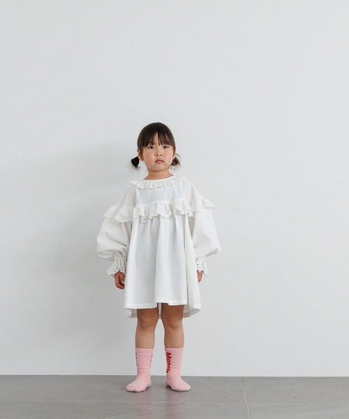 LOWRYS FARM(ローリーズファーム)の「レースフリルミニワンピース 667210(ワンピース・キッズ・ブラック/オフホワイト・110cm/120cm/130cm/140cm/150cm)」の3枚目の写真