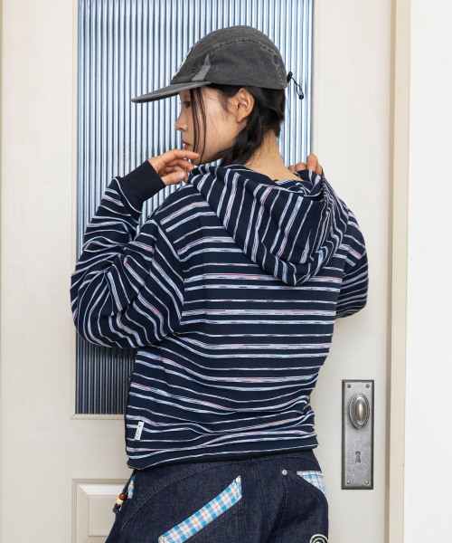 RuNaKi'Hu'（ルナキフ）の「WXJ047 ハルアト アプリケ ストライプ フードパーカー (NAVY)（パーカー・レディース・その他・1/2）」の3枚目の写真